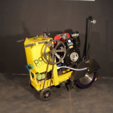 R.C.C ASPHALT GROOVE CUTTER